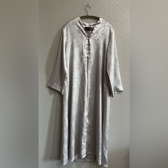 Vintage Halston Night Robe Gray Pink Floral print Side Split Size Medium